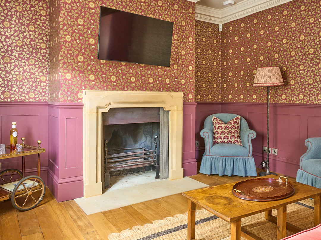 卡尔顿迈特酒店主图