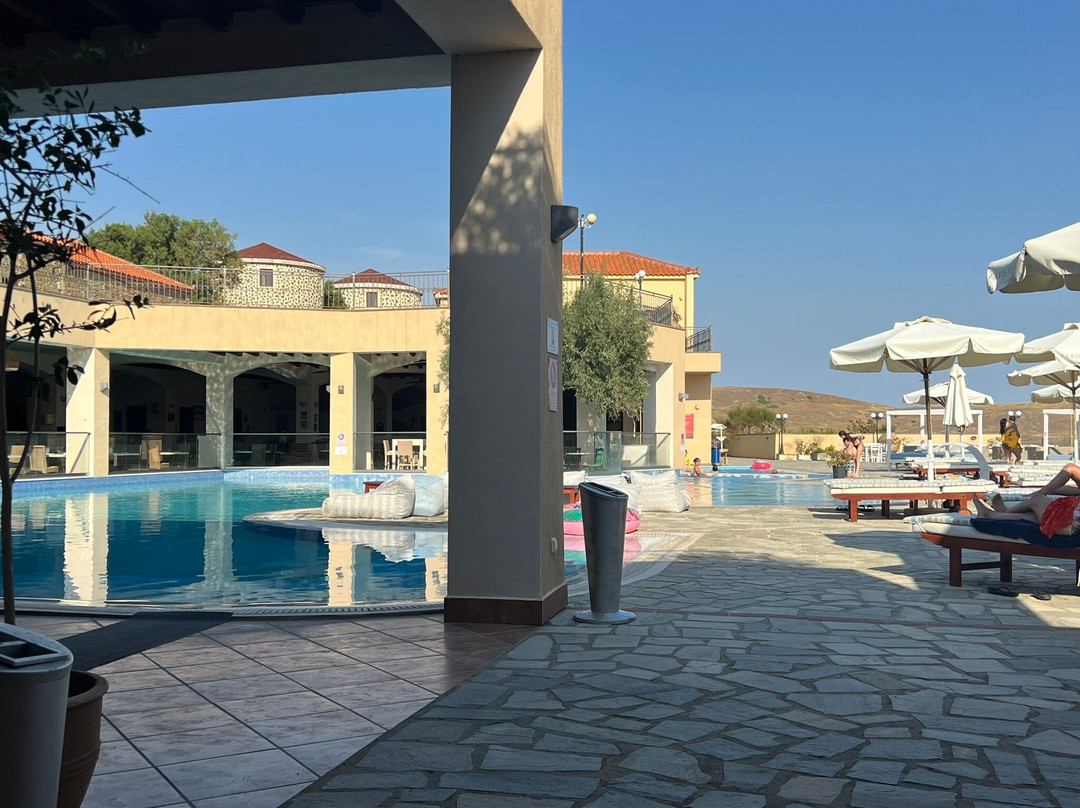 The Varos Residences Hotel主图