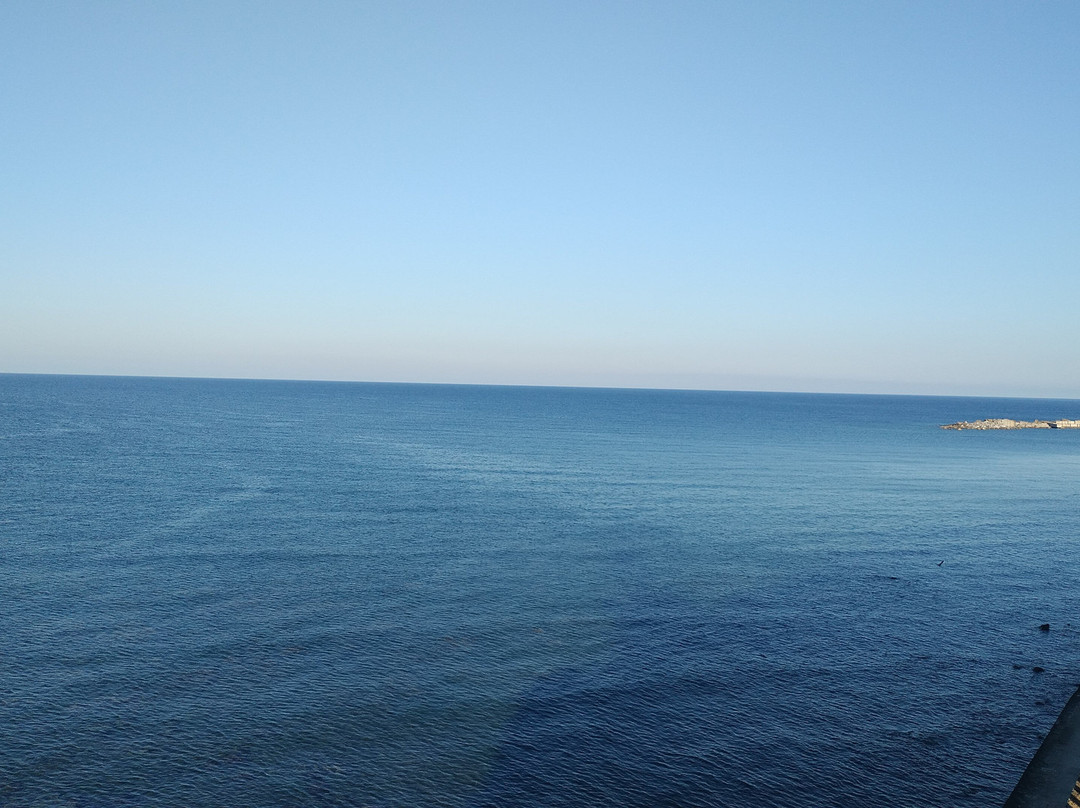 Beach Hotel主图