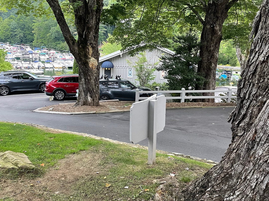 The Greystone Inn主图