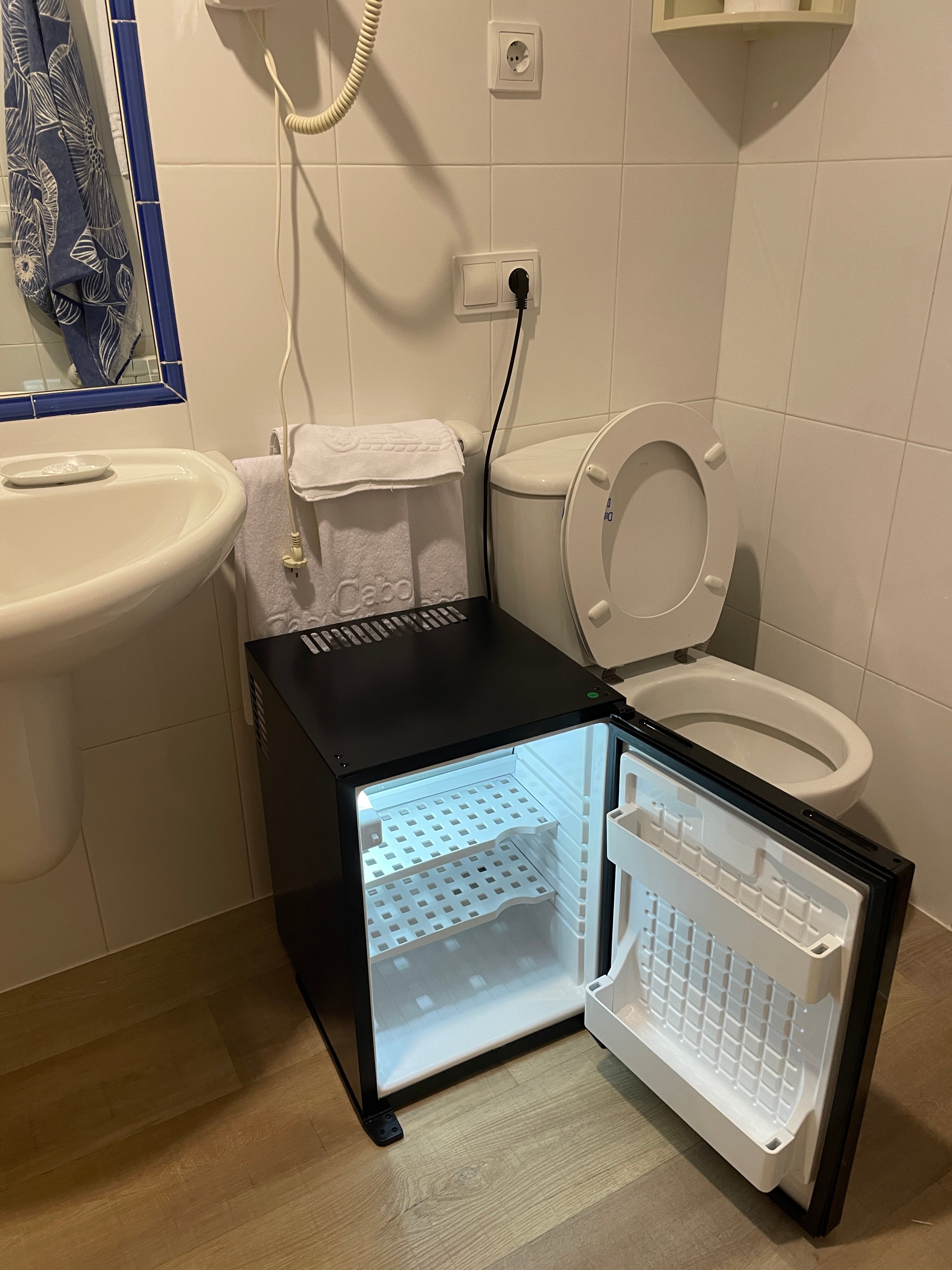 Hotel Cabo Festinanza-浴室
