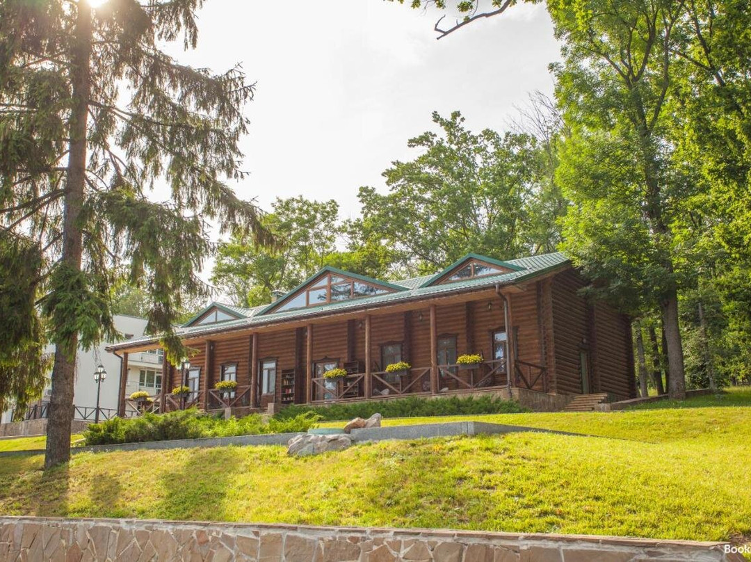 Park Rost Club主图