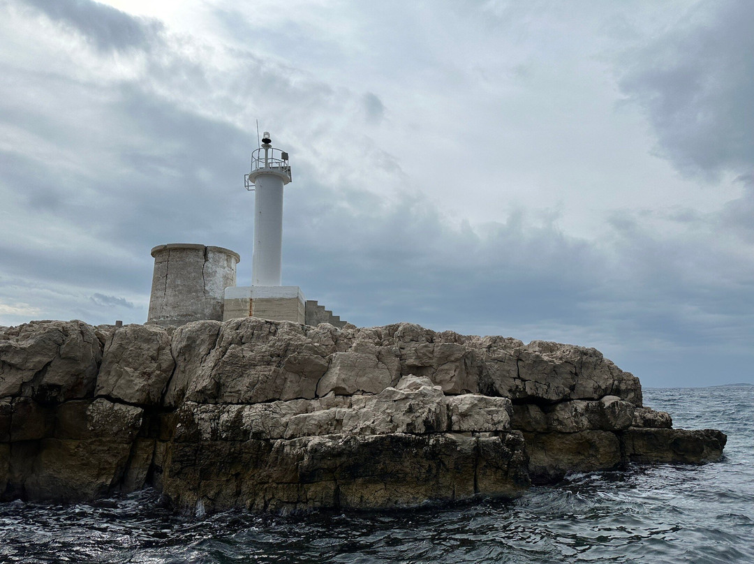 Diving Center Tramonto-Tisno必去景点