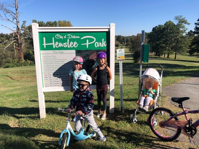 Henslee Park-Dickson必去景点