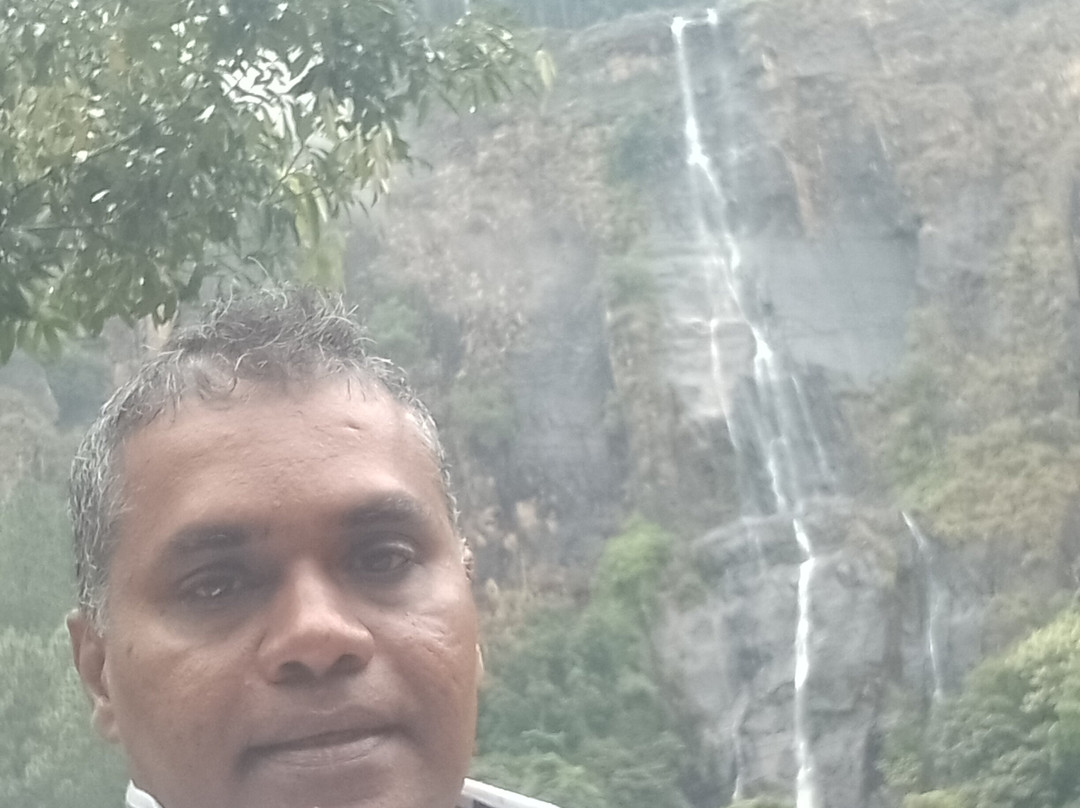 Bambarakanda Falls-Kalupahana必去景点