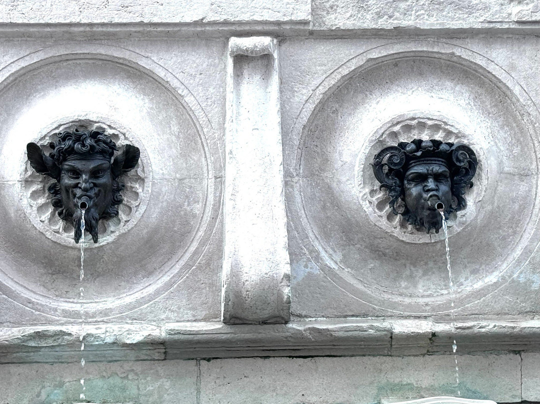 Fontana del Calamo-安科纳必去景点