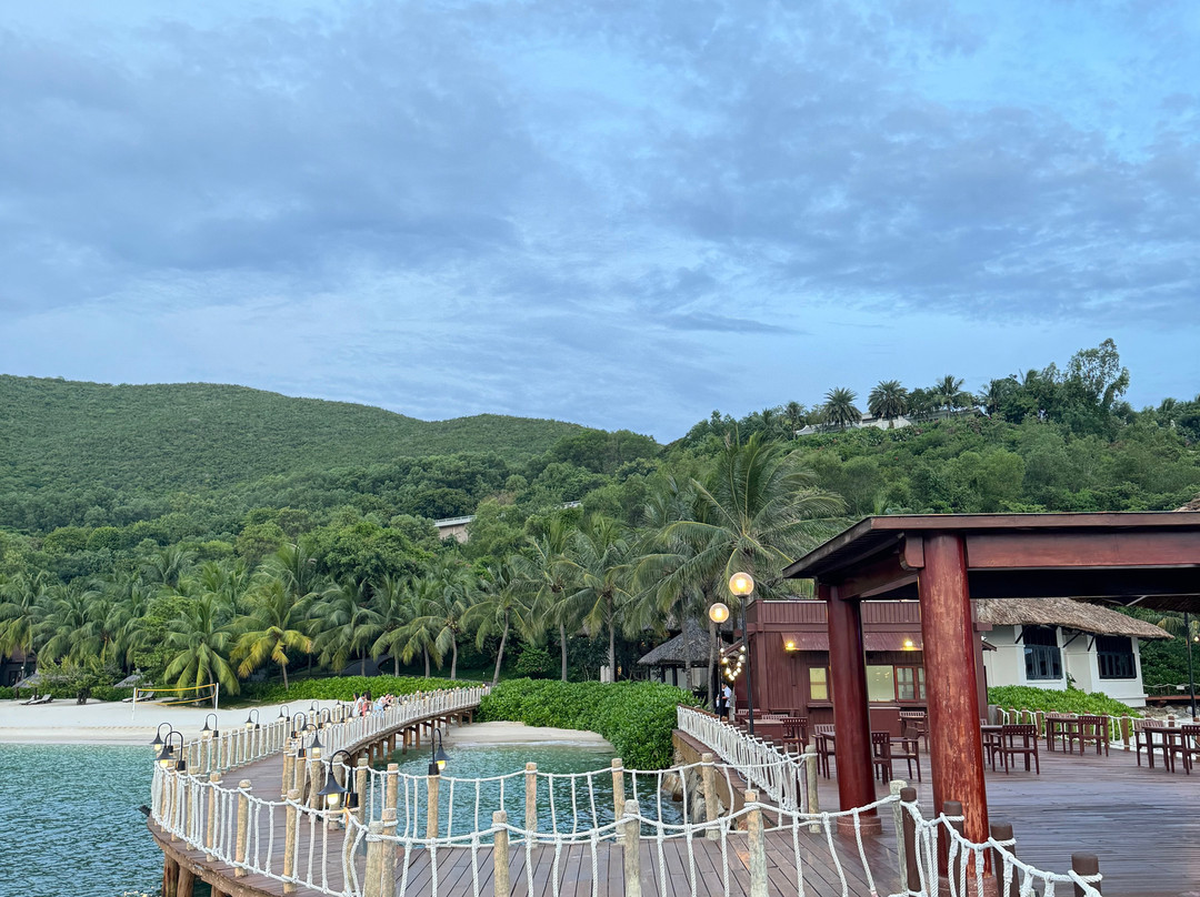 芽庄市文皮尔豪华酒店主图