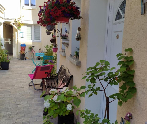 Bagneux酒店住宿-Les Coquelicots