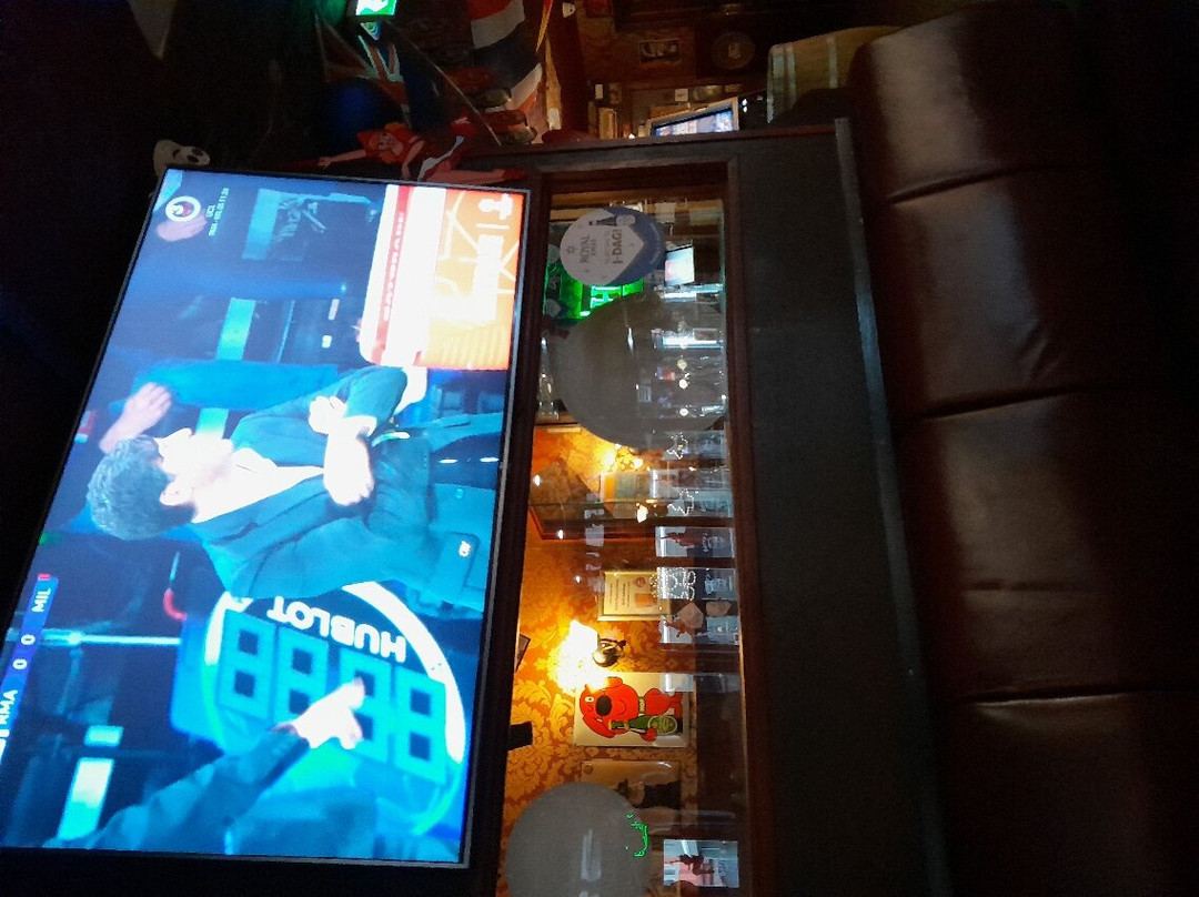 Barry's Pub-兰讷斯必去景点