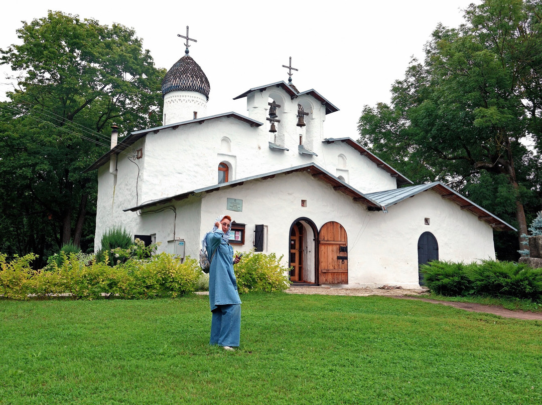 Pokrova and Rozhdestva ot Proloma Church景点图片