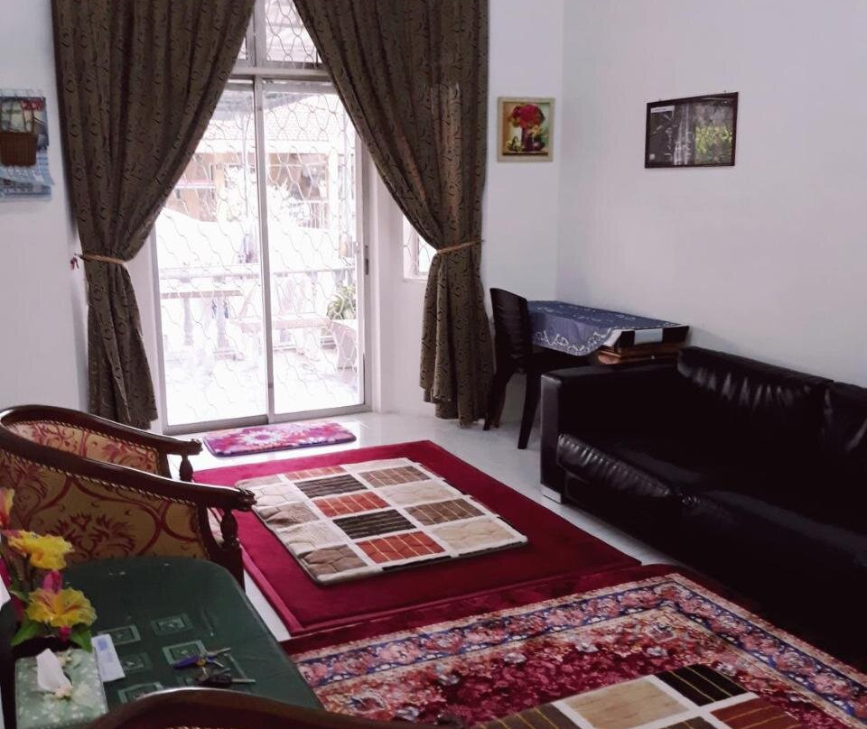 Tsa Jitra Homestay