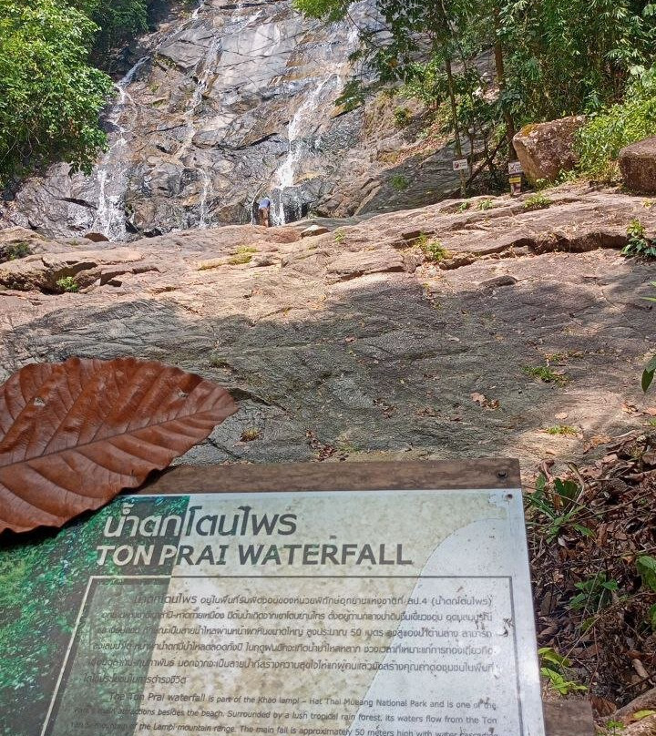 Ton Pring Waterfall-拉克山必去景点
