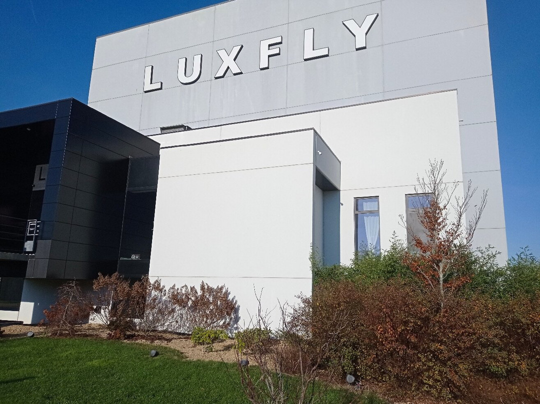 LUXFLY Indoor Skydive-阿尔隆必去景点