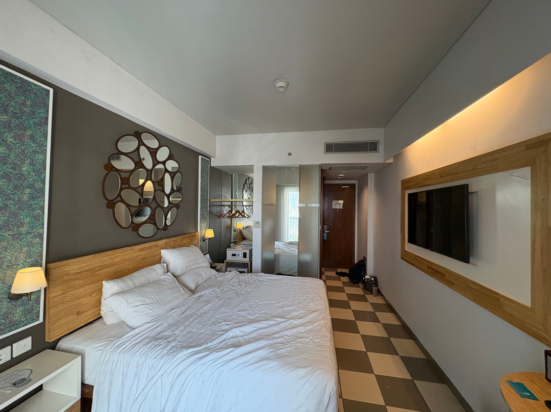 日惹图古1O1酒店主图