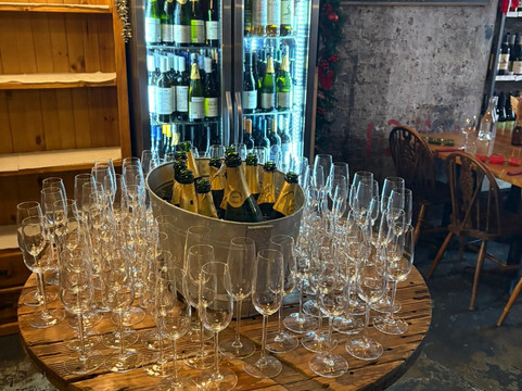 Pedro's Wine Bar主图