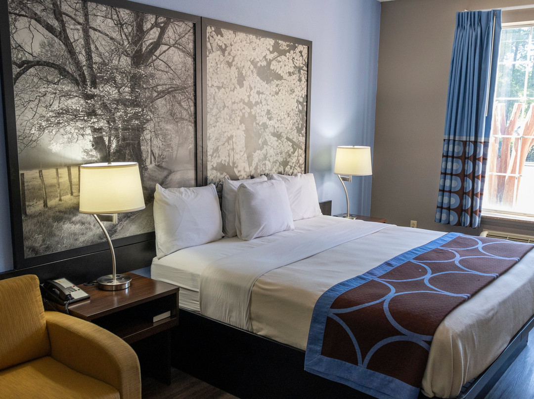 Super 8 by Wyndham Smithfield主图