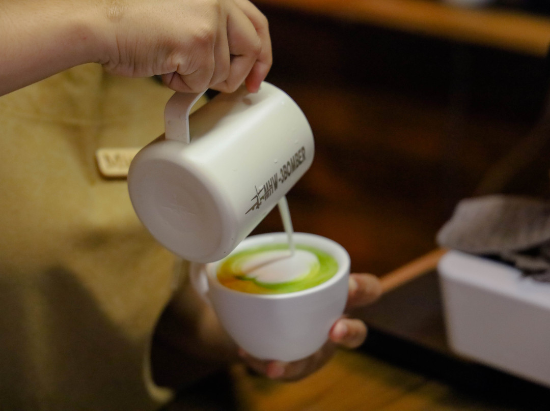 At Lanta Cafe & Baker