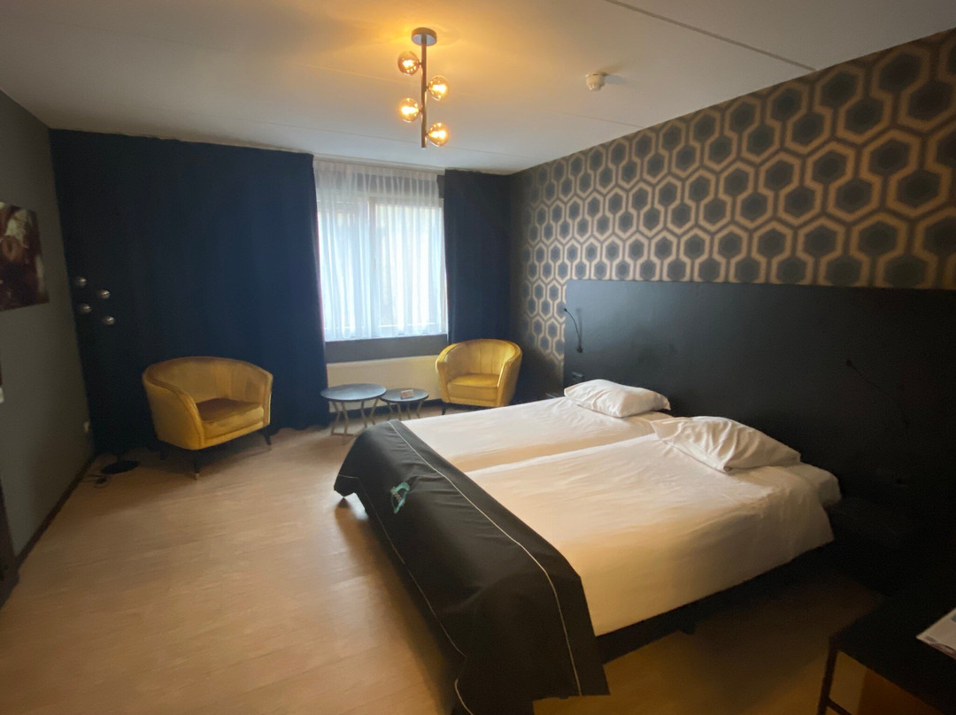 哈瑟尔特酒店住宿-宜必思尚品哈瑟尔特市中心酒店