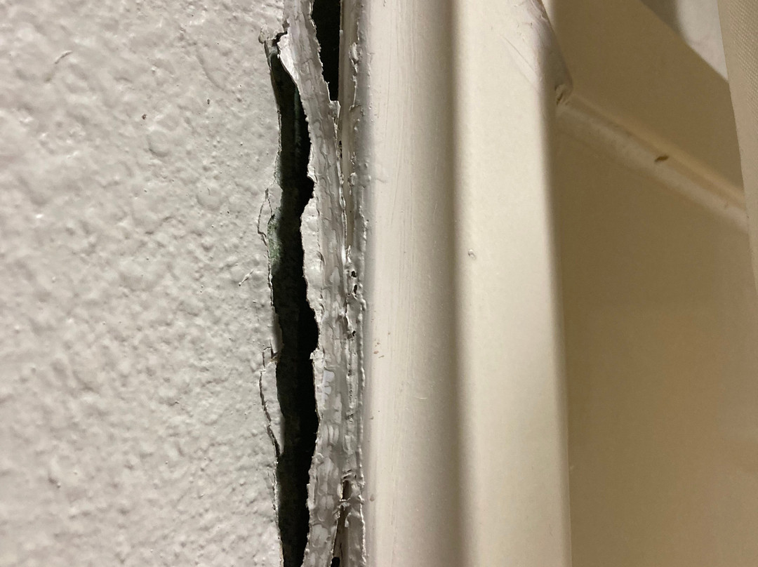 支流贝斯特韦斯特套房酒店主图