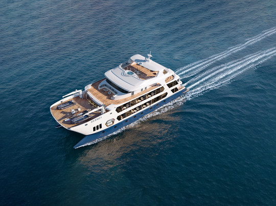 Hermes Galapagos Mega Catamaran-阿约拉港必去景点