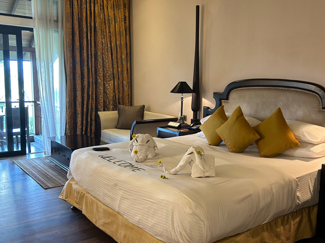 伯爵摄政宾馆主图