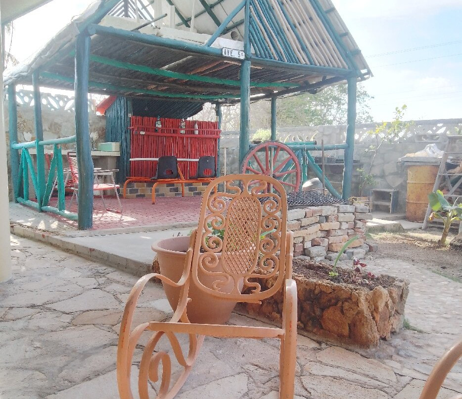 Casa Valido y Surami主图