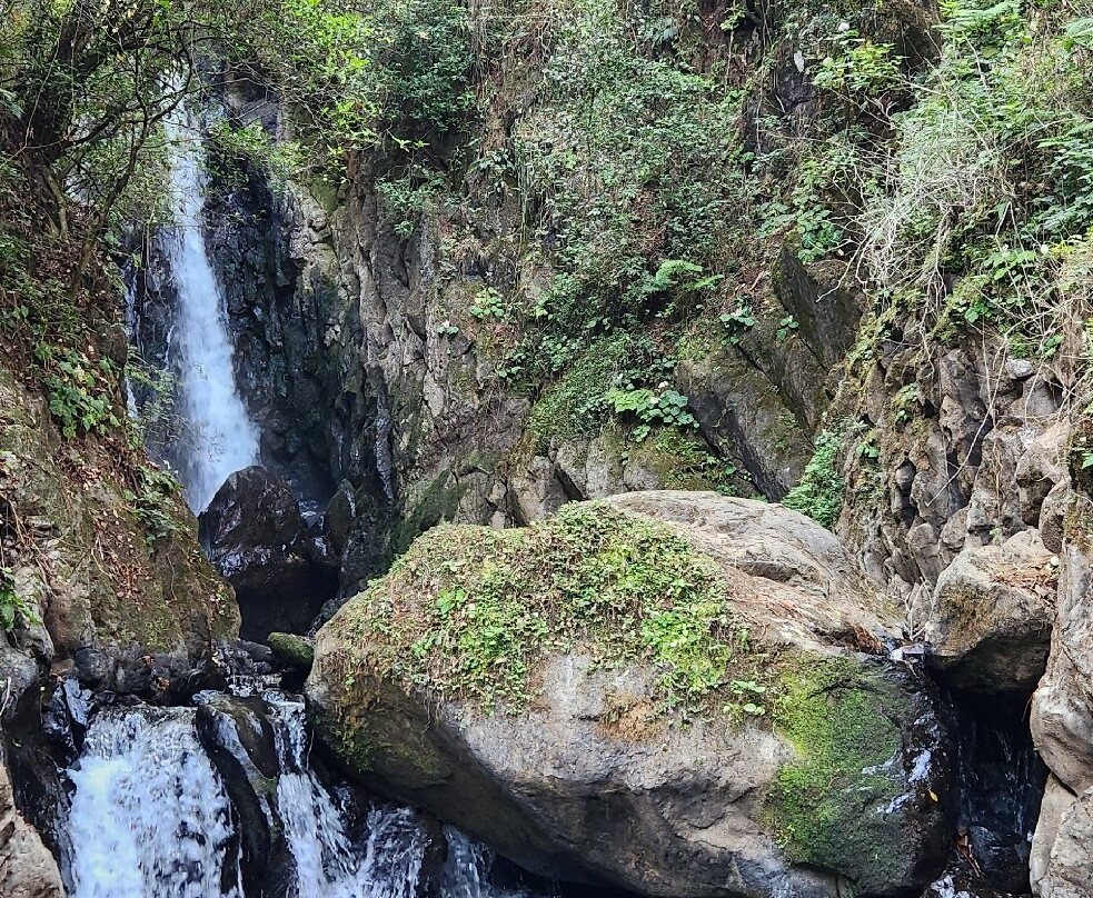 Cascadas Velo de Novia景点图片