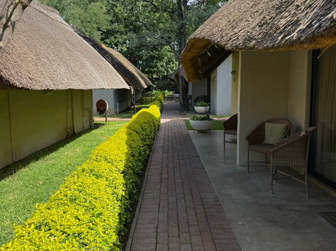 Explorers Village, Shearwater主图