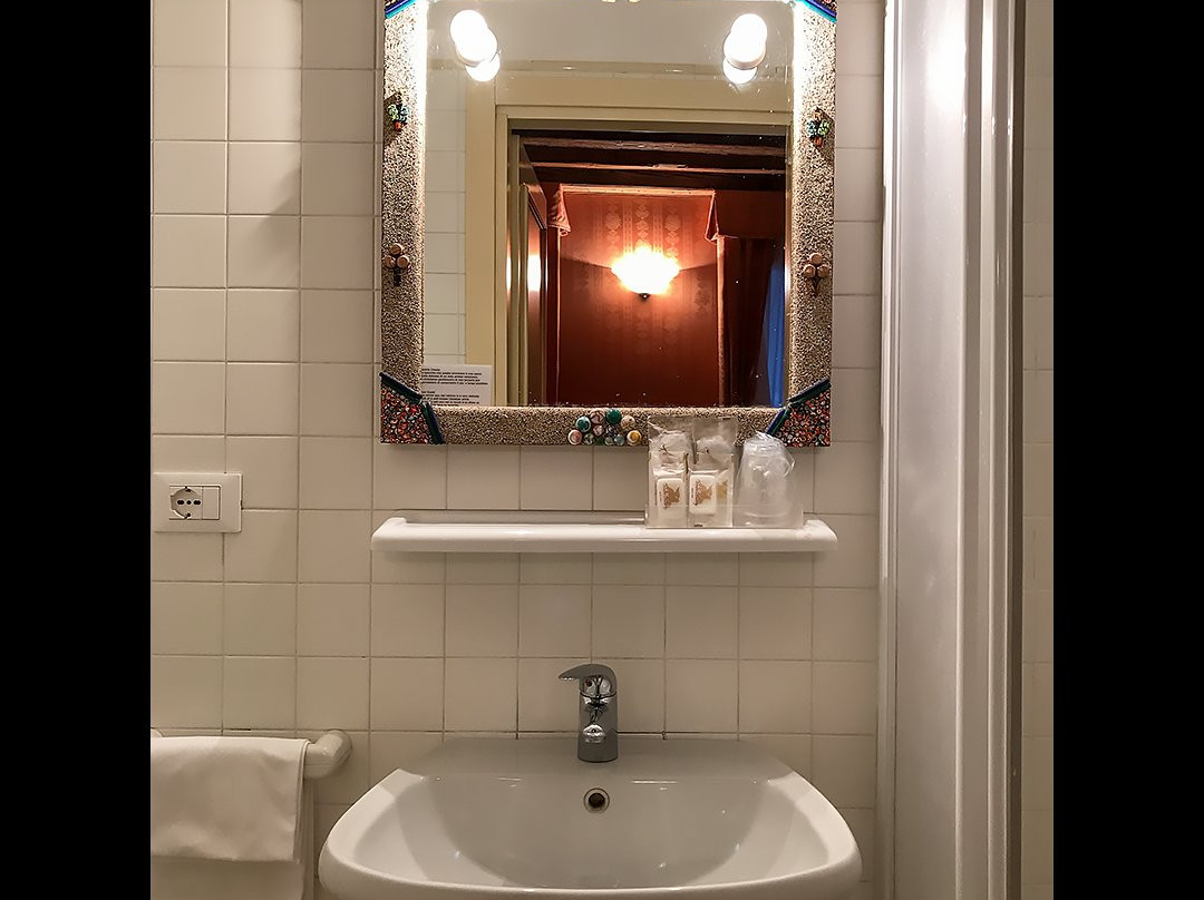 兰特纳迪马可波罗酒店主图