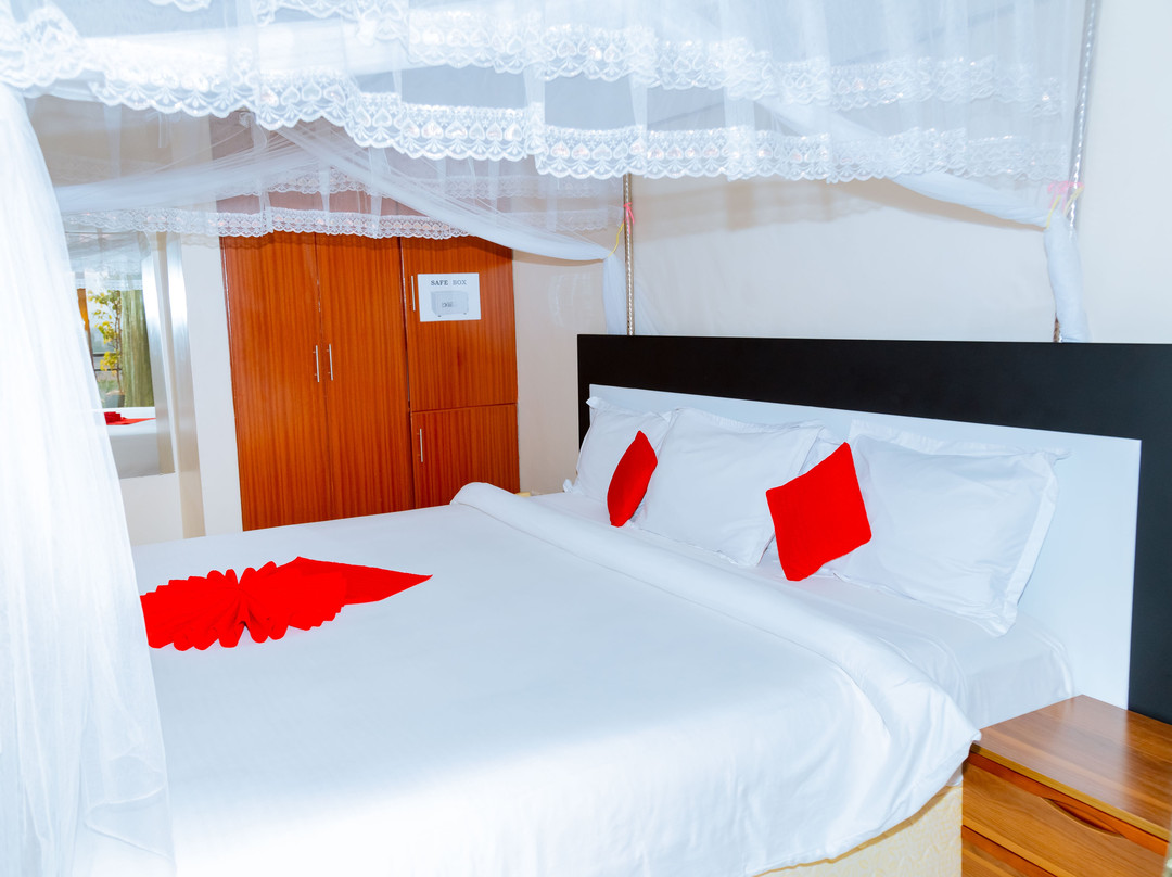 Five To Five Hotel主图