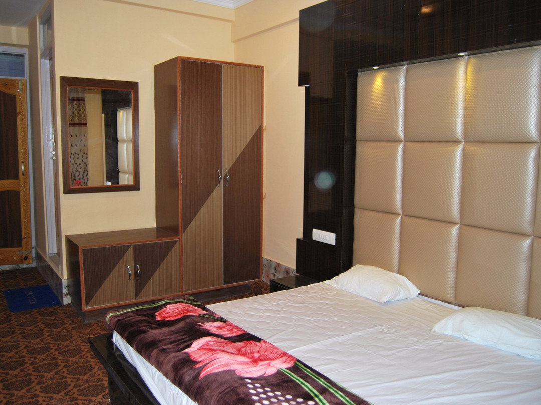 OYO 70586 Hotel Sobo Central主图