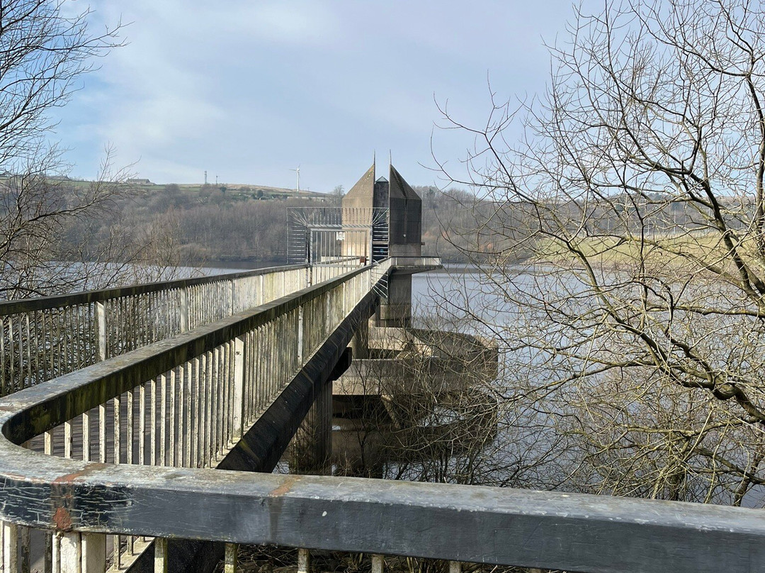 Scammonden Reservoir-Huddersfield必去景点