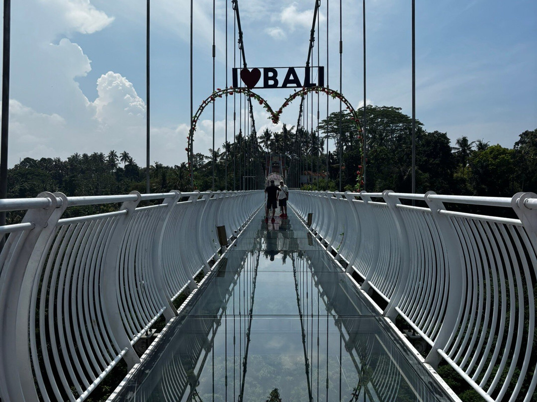 Glass Bridge Bali-Kemenuh必去景点