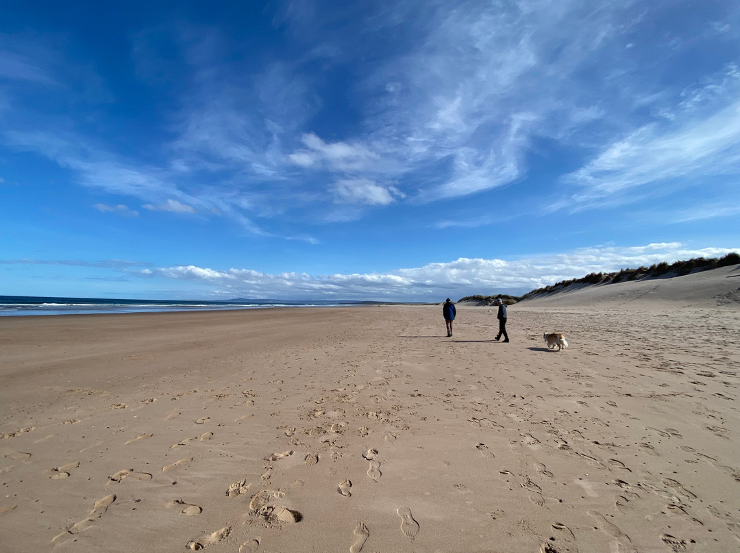 Lossiemouth East Beach景点图片