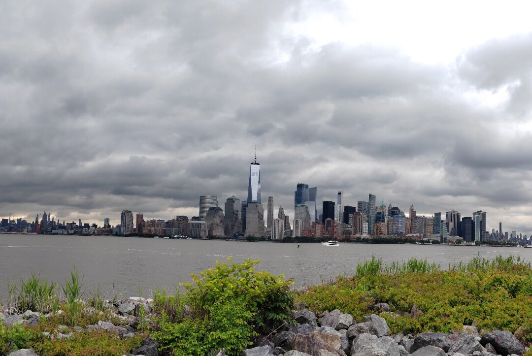 Empty Sky - 9/11 Memorial-泽西城必去景点