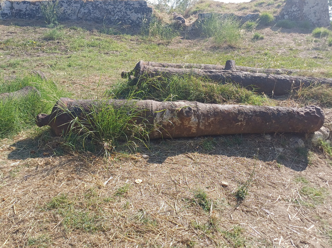 Enetikó Kástro Bóchalis-Bochali必去景点