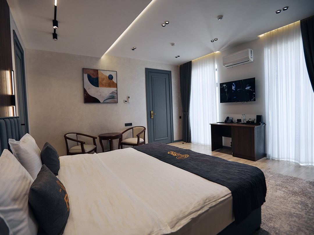 Rio Hotel & Apartments