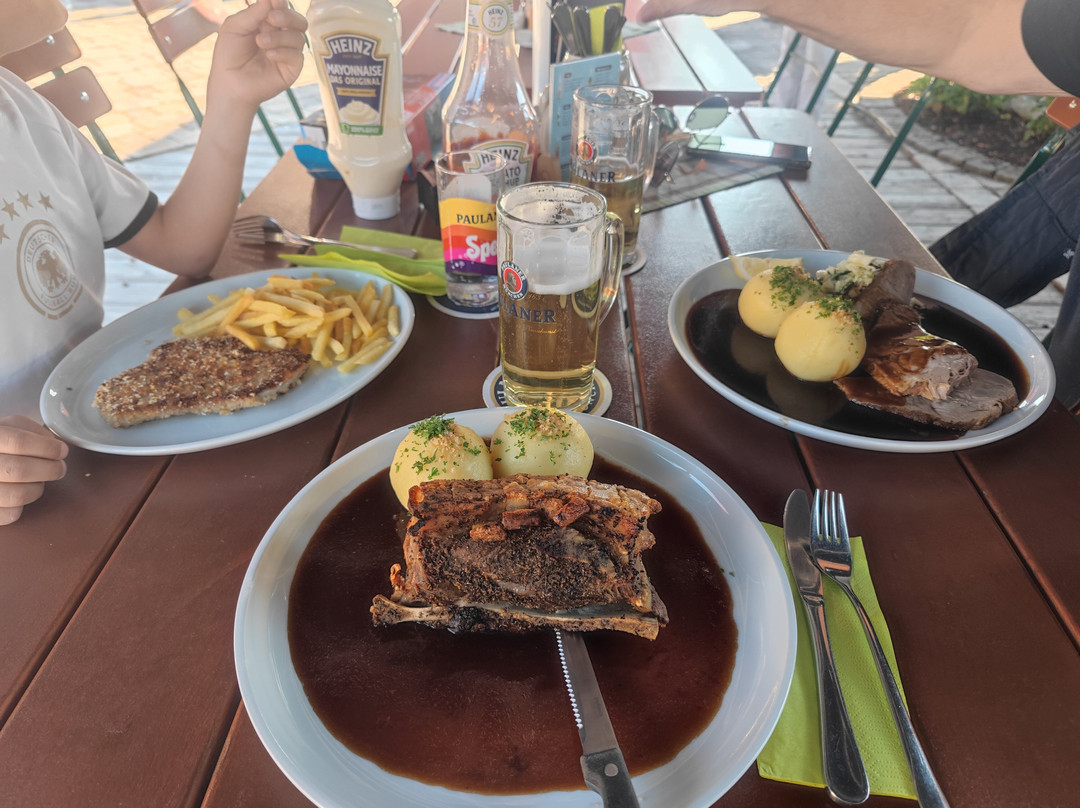 Hoechheim餐馆和美食-Landgasthof zum Hirschen