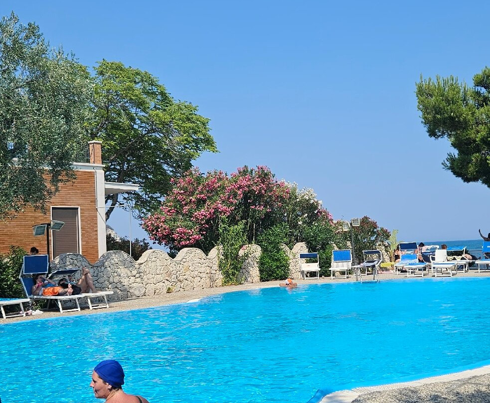 La Rotonda Hotel & Restaurant主图