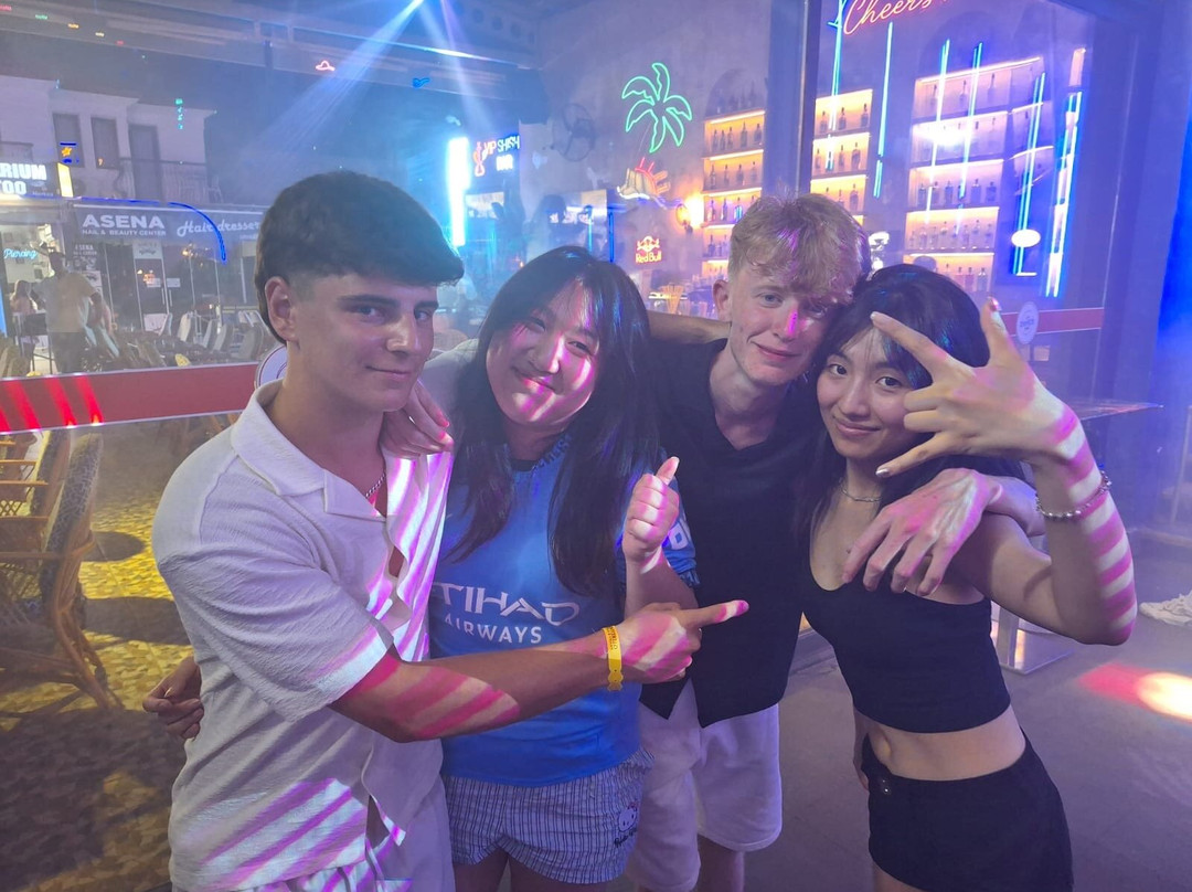 VIP Dance Bar-厄吕代尼兹必去景点