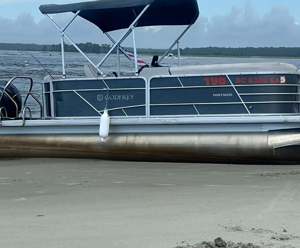 Action Water Sportz-美特尔海滩必去景点