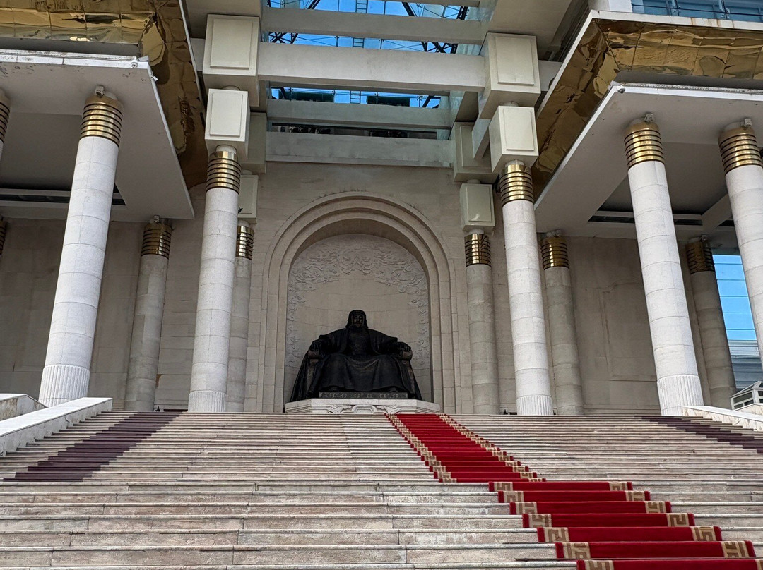 Government Palace-乌兰巴托必去景点