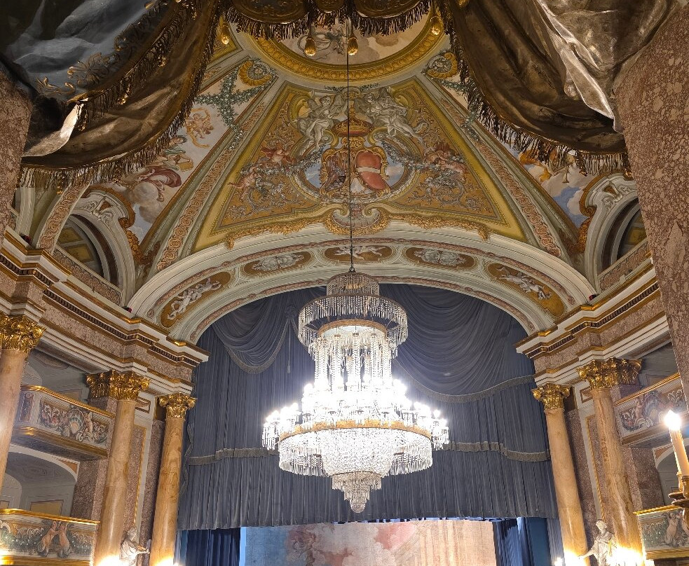 Teatro di Corte-卡塞塔必去景点