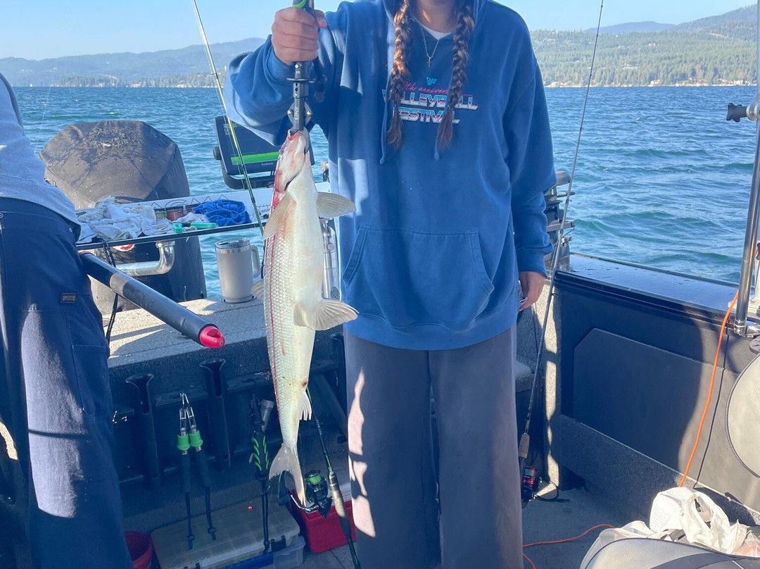 Flathead Fishfinders & Captain Mike's Fish-n-fun-萨默斯必去景点