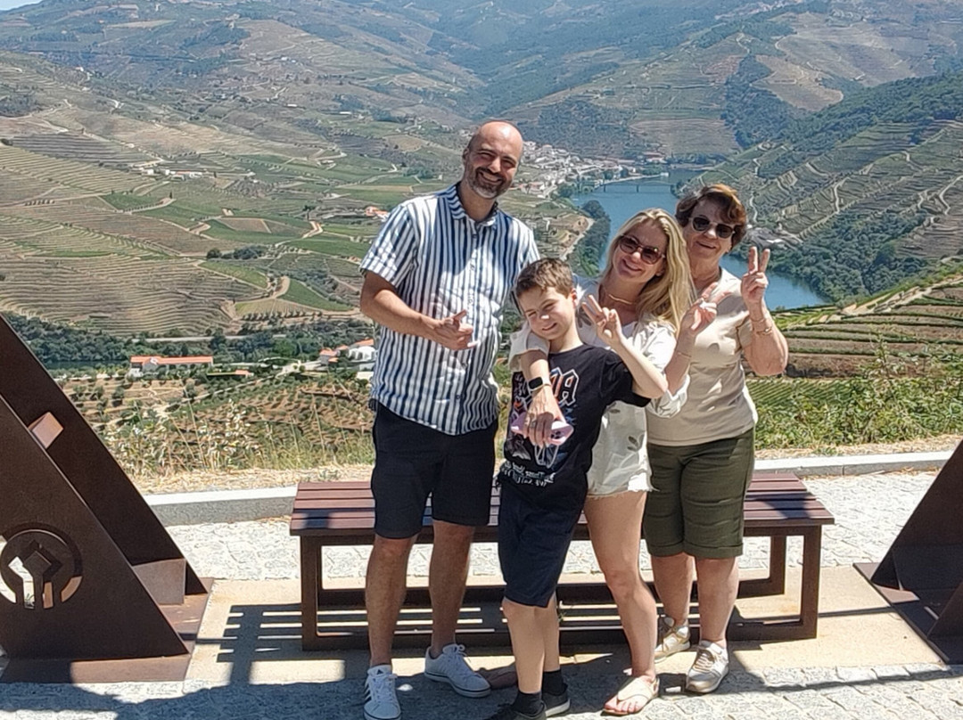 Trilhos E Salpicos - Transfers & Tours-Vagos必去景点