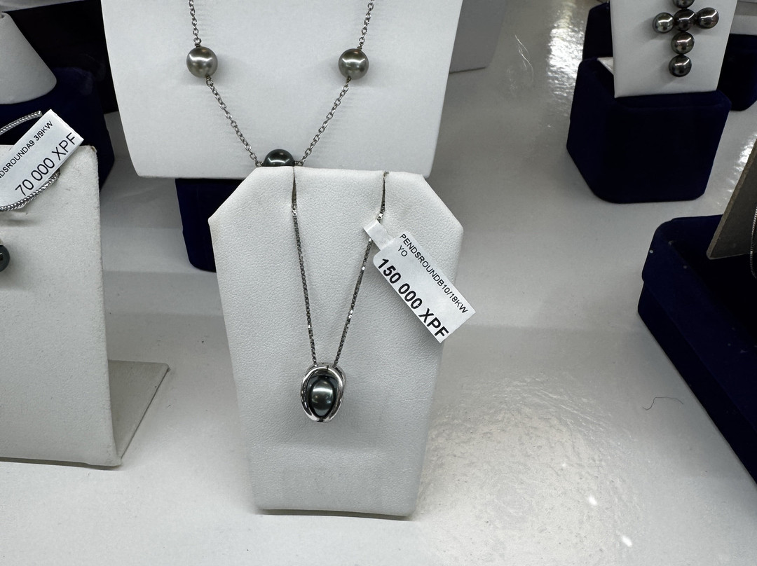 Arc En Ciel Bora-Bora-瓦伊塔佩必去景点