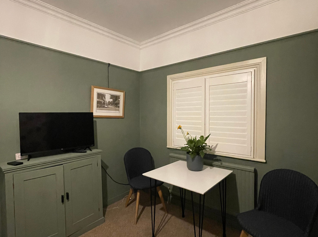 The Lodge Stanwell, Heathrow主图