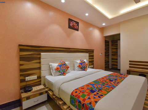 FabHotel Wind Palace