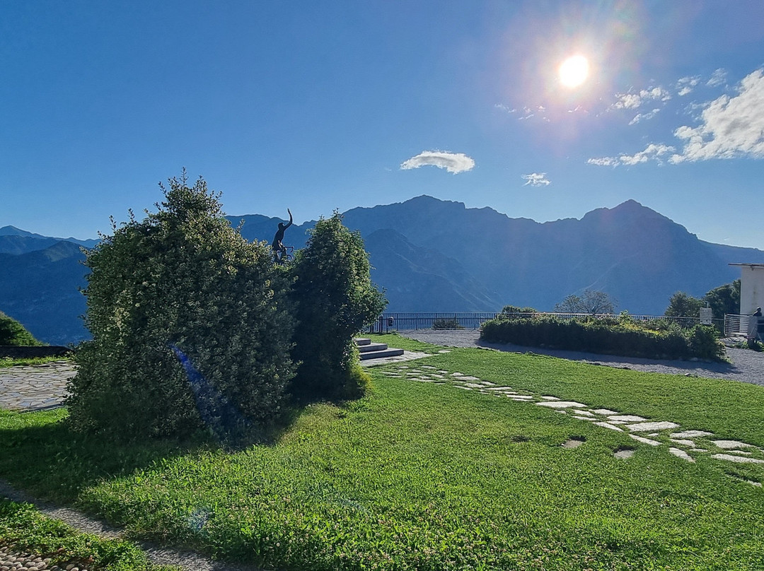 Santuario Del Ghisallo-Magreglio必去景点