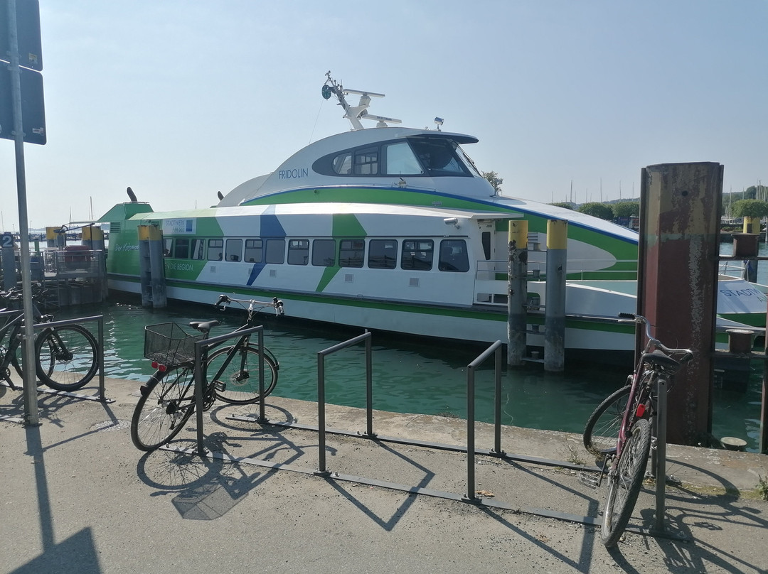 Der Katamaran-腓德烈港必去景点